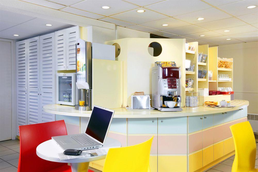 พรีเมียร์ คลาส มอนต์เปลลิเย่ Hotel ลัต ภายนอก รูปภาพ